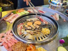 -哈哈碳都·牛肋条无限自助烤肉(台江万达店)