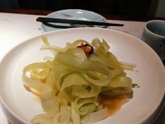 -韵秋荷(宝山龙湖天街店)