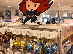 -名创优品(北京新中关购物中心地铁层店)