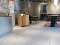 -麦当劳(四平路店)