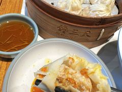 -馋三尺蟹粉小笼(人民广场店)