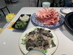 -一只羊·铜锅涮羊肉烧烤