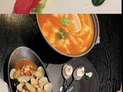 -忘忧草融合私房菜(红鼎国际店)