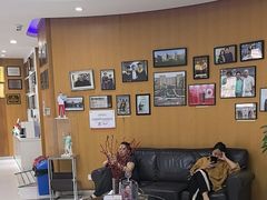 -雅悦齿科(顾村公园店)