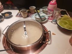 -洪氏嗨捞·猪肚鸡火锅(阳光天地店)