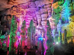 -泰安地下龙宫景区