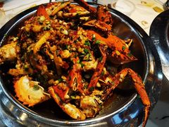 -凤凰路何眼镜香辣蟹(花果园店)