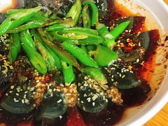 青椒皮蛋-胖胖板凳面