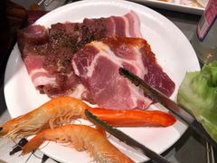 -山焱·炭火自助烤肉(周浦万达店)