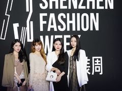 -欢乐海岸椰林沙滩-2025湾区超级灯会