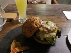 -HIGH FIVE哈福手工汉堡(桂林路店)