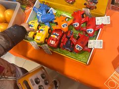 -艾克瑞特机器人教育(金狮校区)