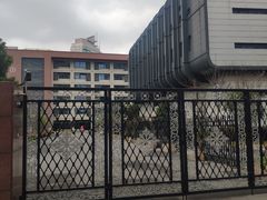 -上海市黄浦区教育学院附属中山学校