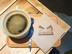 -新沙洞咖啡(泉乐坊店)