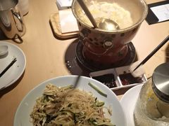 -关东小磨东北菜(上海长风大悦城店)