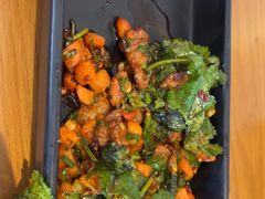 -包整·丝娃娃(一览甲秀楼风景店)