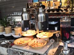 自助取餐区-福州泰禾铂尔曼酒店·大堂酒廊