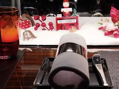 餐具摆设-L'ATELIER de Joel Robuchon(外滩18号店)