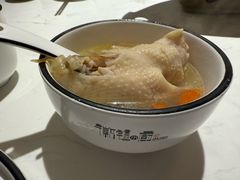 黄山石耳土鸡汤-徽镇小厨·经典徽菜(马连道店)
