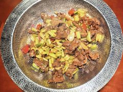 -魏铭鱼头捞饭(晋阳路店)