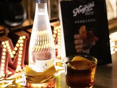 -Shift cocktail bar鸡尾酒吧