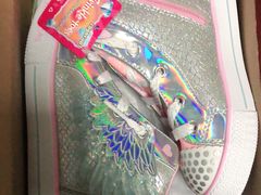 -SKECHERS 斯凯奇(上海国际时尚中心店)