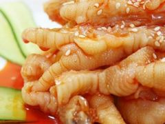 泡椒凤爪-西山人家·二十年老字号农家菜(旺山店)