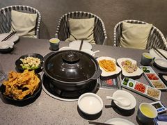 -东椰·海南椰子鸡火锅(朝阳门店)