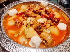 沙湾原始大盘鸡-丝路金桃·新疆菜(徐汇店)