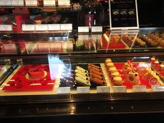 -Salon de The de Joel Robuchon(外滩18号店)