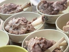 -周震馄饨
