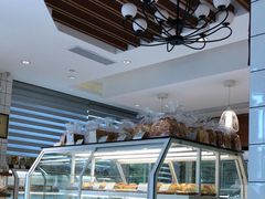 面包甜点陈列柜-老大昌(淮海中路店)