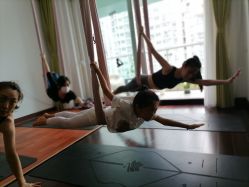 -Yvon yoga 瑜伽·精准体态管理中心