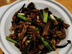 -吕氏疙瘩汤·海鲜新鲁菜(凯德mall新都心店)
