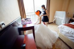 -喜喜婚纱HAPPINESS STUDIO奢定馆(海淀体验馆)