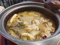 -周鱼小馆石锅酸菜鱼(活力汇店)