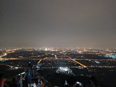 -鬼笑石后山停车场
