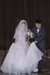 -洋洋婚纱品牌集合店