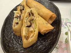 鸡丝脆春卷-翠园(北京王府中环店)