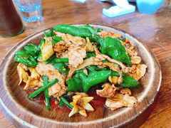 滇香小炒肉-隔壁老王·家常云南菜(皇冠店)