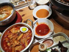 -秋香家韩式炭火烤肉(磐石路店)