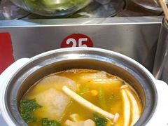 -百品聚旋转火锅(万德庄店)
