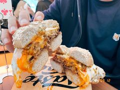 -Catch Bagel(芳草地店)