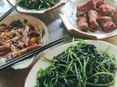 -盛得农家美食·无花果浸鸡·古法烧鸡·竹筒饭(白水寨森林海店)