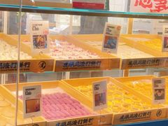 面包甜点陈列柜-虎头局·渣打饼行(五一新干线店)