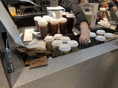 -喜茶(北京华贸购物中心店)