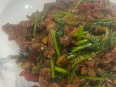 -湖南人家湘菜馆(镇江路店)