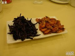 油爆虾拼辣笋干-新南华大酒店(长寿店)