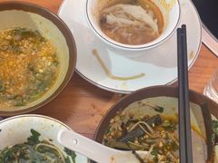 -黔三一夺夺粉酸汤火锅(百信店)