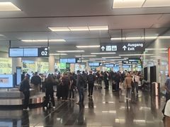 -维也纳国际机场